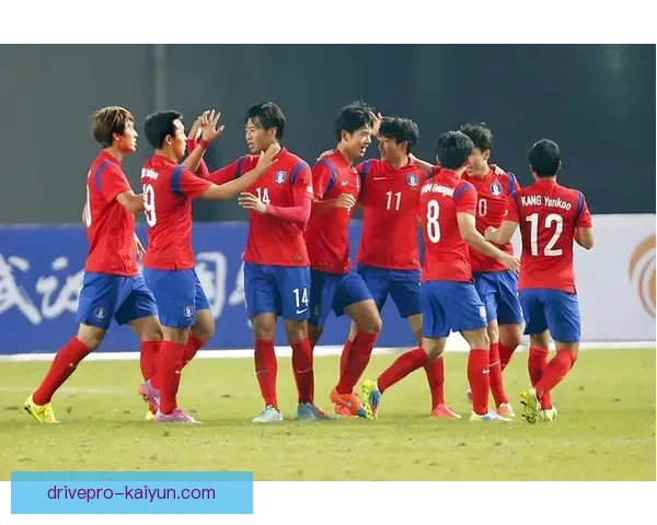 巴拉圭队中场组织状态回暖，近期表现值得关注