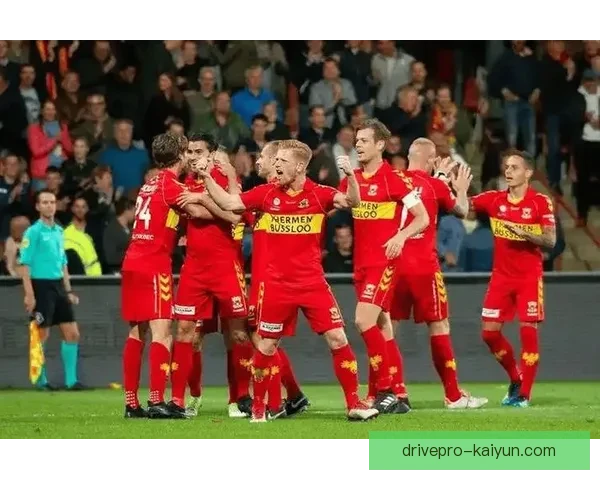 尼斯锋线近期表现稳健，状态逐渐回暖，逐步增强球队竞争力。